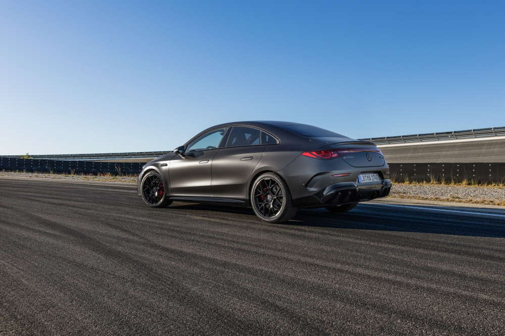 Mercedes-AMG CLA 45 4MATIC+ EV